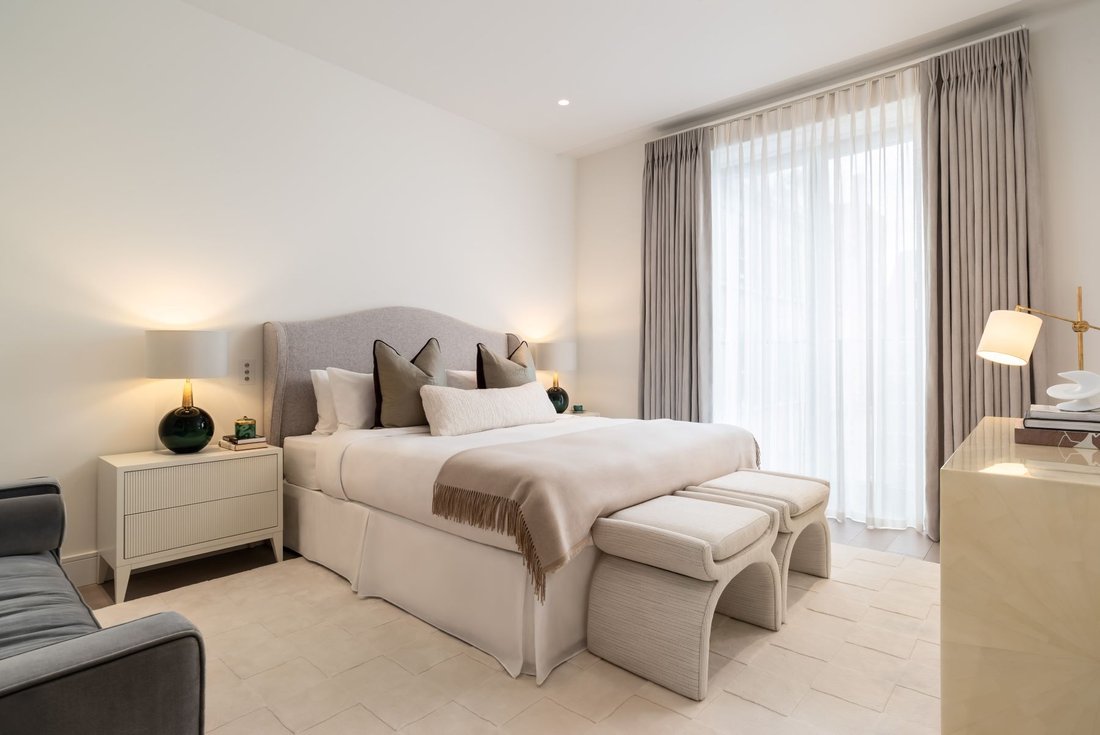 Apartment in Mayfair, Westminster, England 5 - 17048229