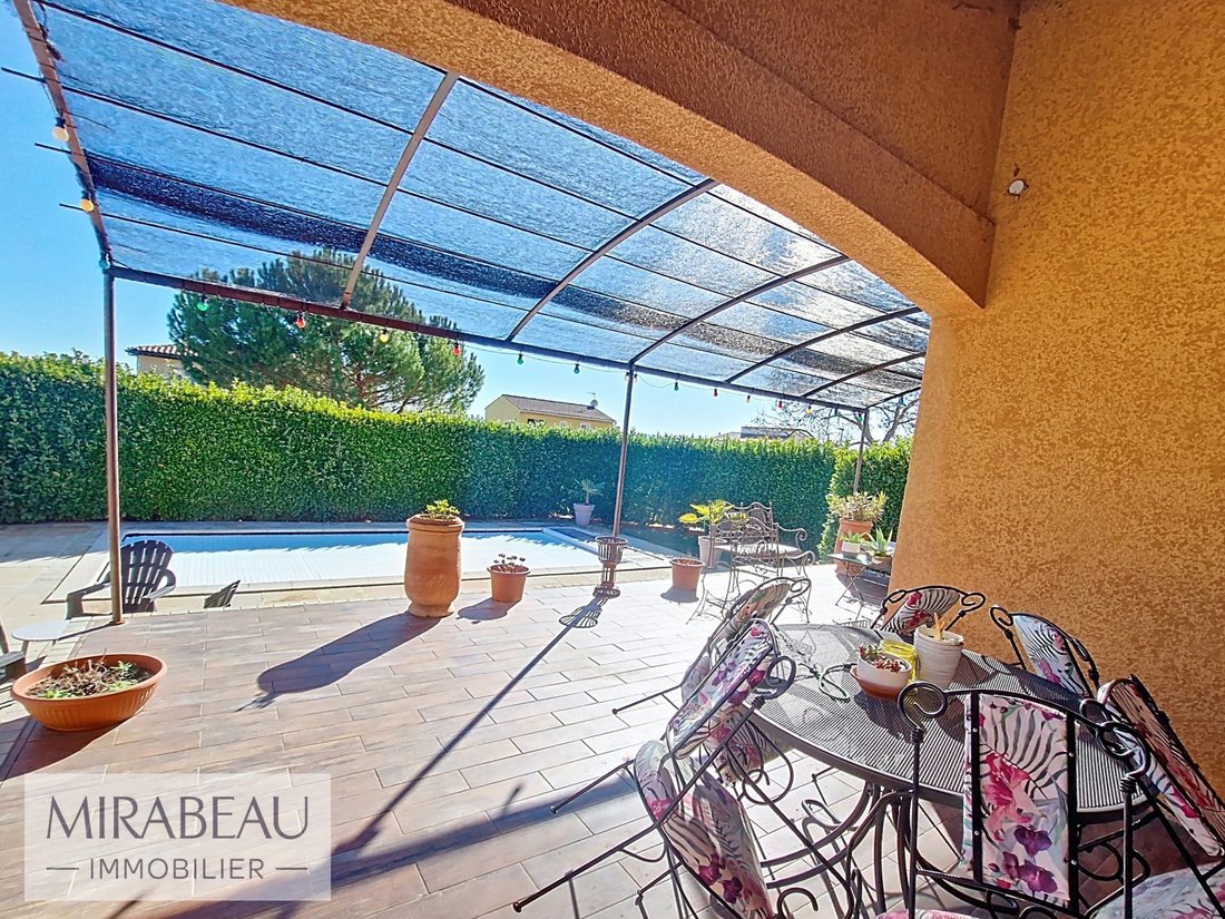 Villa in Corbières-en-Provence, Provence-Alpes-Côte d'Azur, France 4 - 17052734