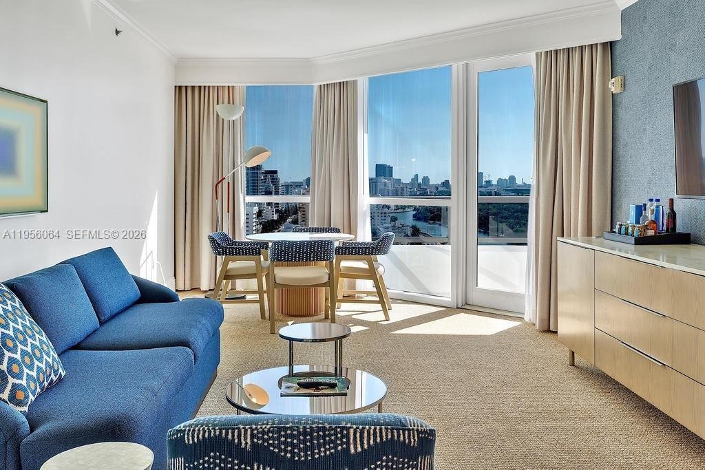 Condo in Miami Beach, Florida, United States 2 - 17050757