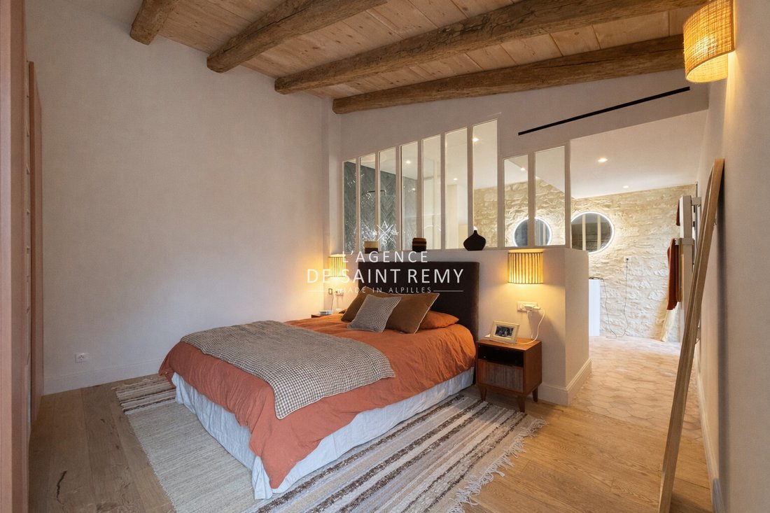 Villa in Saint-Rémy-de-Provence, Provence-Alpes-Côte d'Azur, France 5 - 16997040