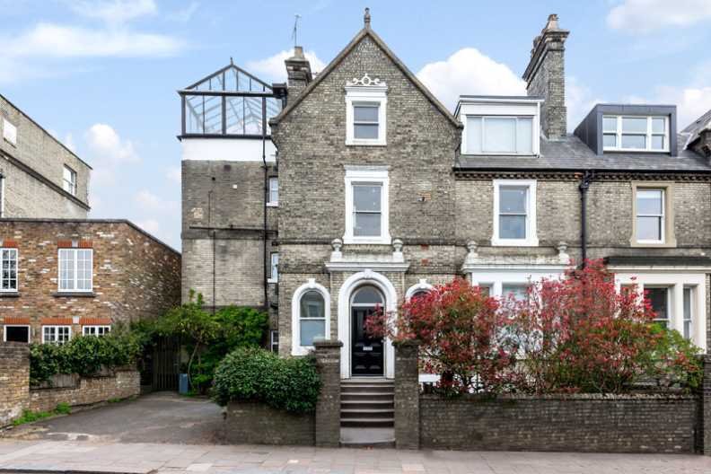 Apartment in Holly Village, Haringey, England 2 - 17055471