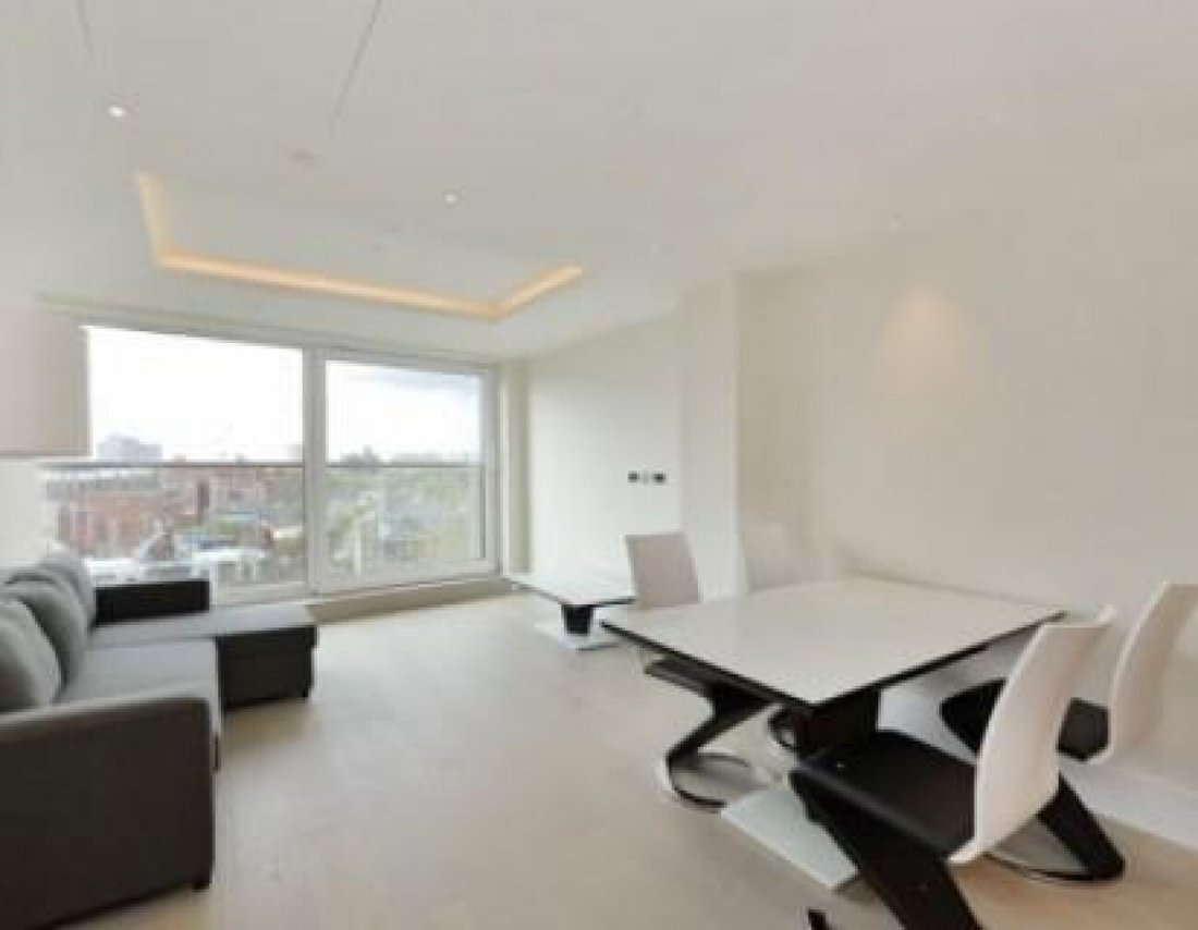 Apartment in Holland Park, Kensington And Chelsea, England 2 - 17050460
