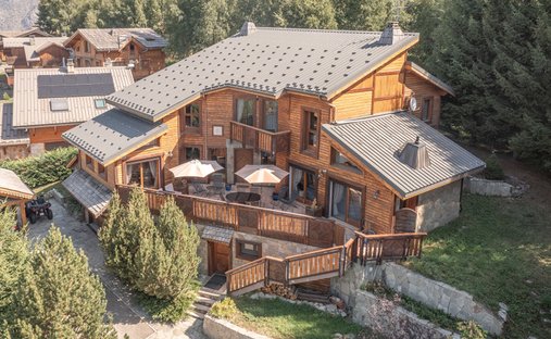 Villa in Mont-de-Lans, Les Deux Alpes, France 1