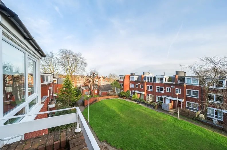 Townhouse in Swiss Cottage, Camden, England 4 - 17055187