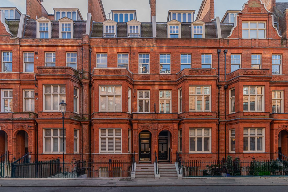 Apartment in Brompton, Kensington And Chelsea, England 1 - 17049747
