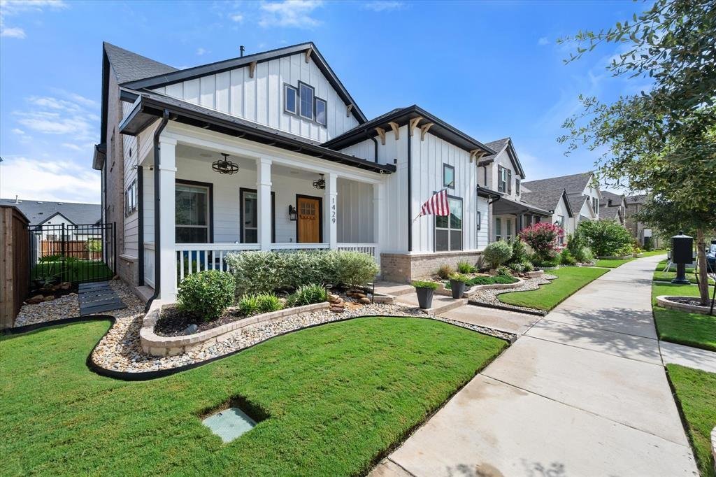 House in Arlington, Texas, United States 1 - 17059325
