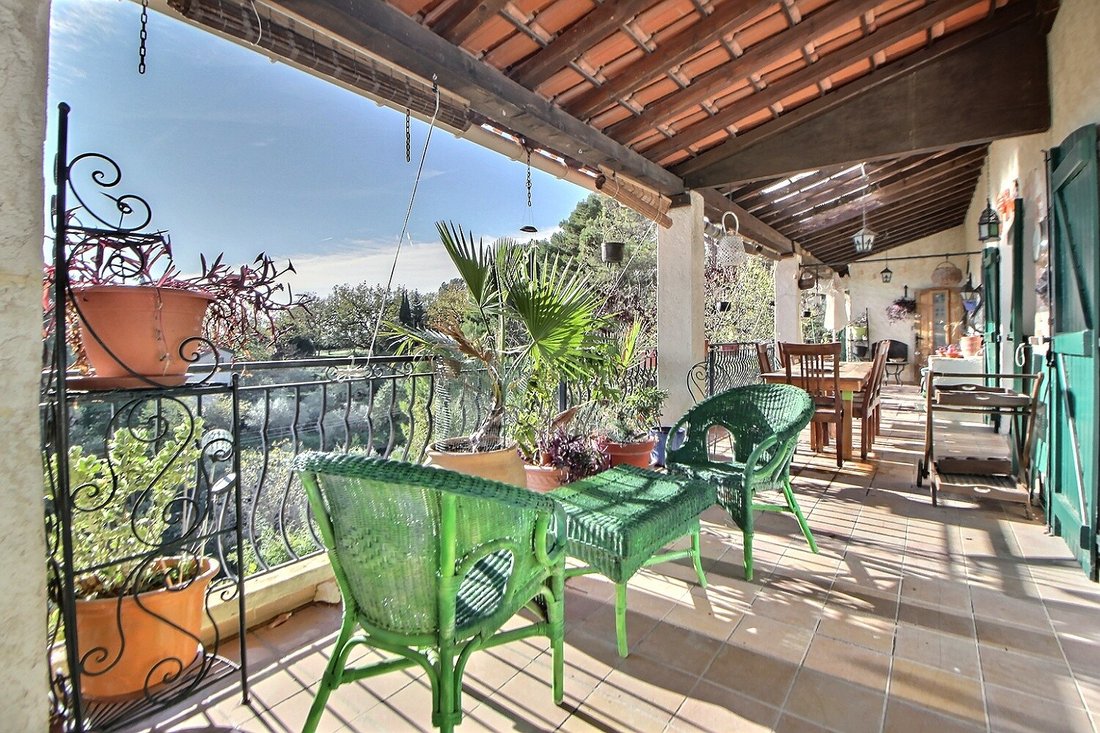 Villa in Vaugines-Les Faisses-Peyrard, Draguignan, France 5 - 17047888