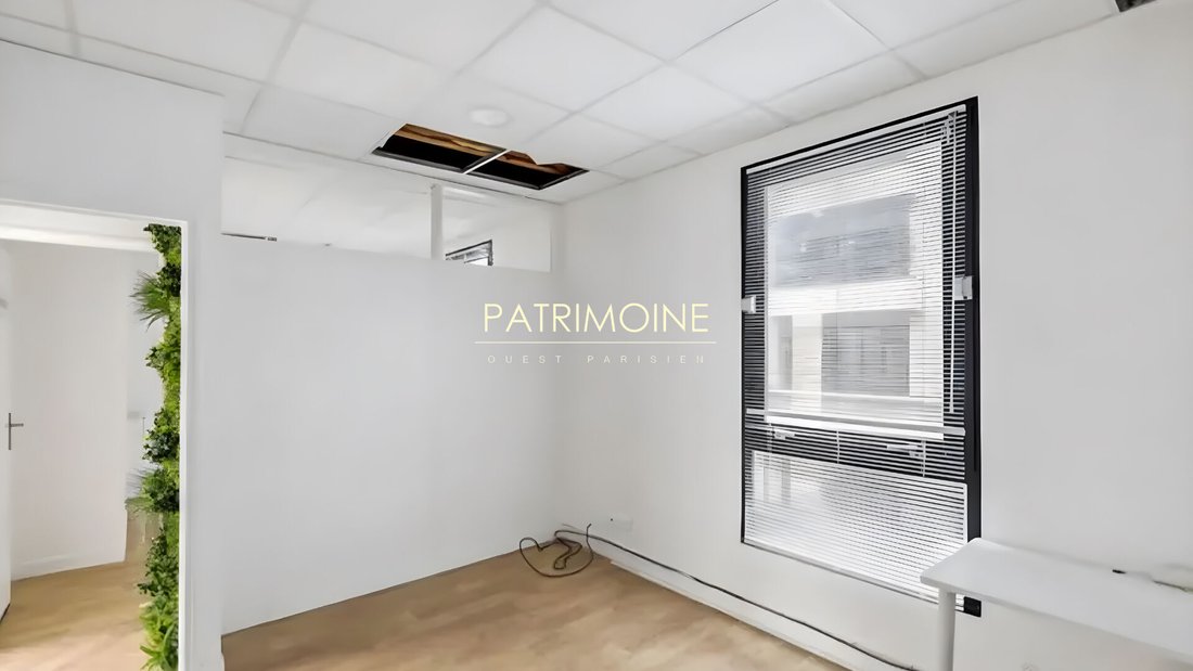 Apartment in Henri Barbusse, Levallois-Perret, France 3 - 17048148