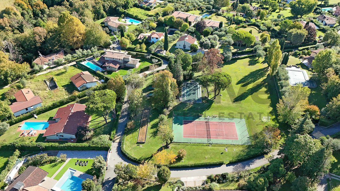 Villa in San Felice del Benaco, Lombardy, Italy 4 - 17051935
