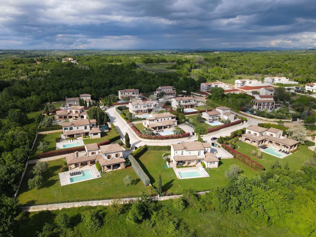 House in Sveti Lovrec Pazenaticki, Istria County, Croatia 1 - 17056816