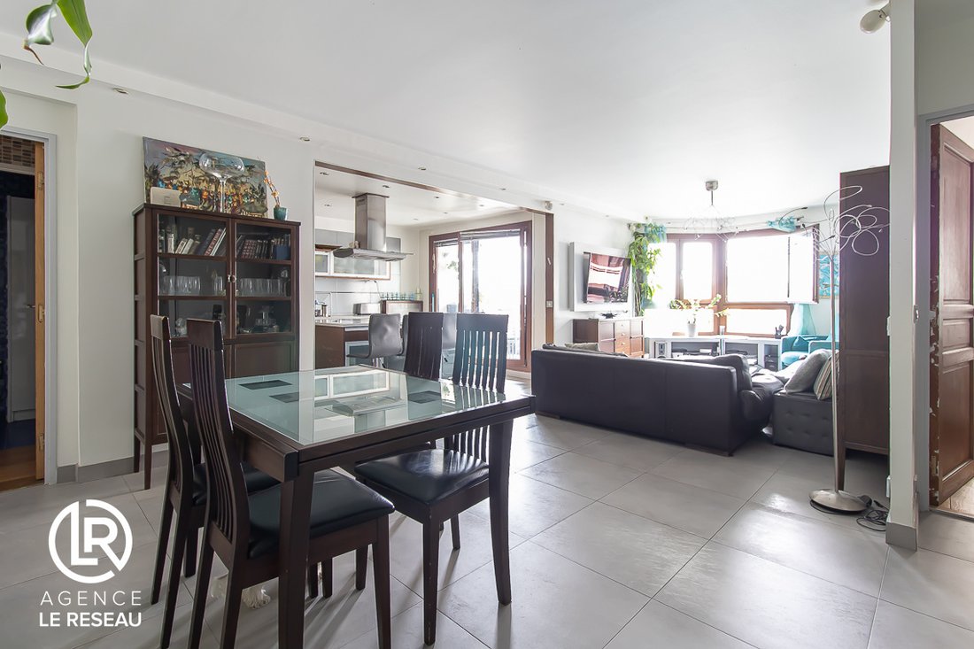 Apartment in Hôtel de Ville-Planchette, Levallois-Perret, France 3 - 17058632