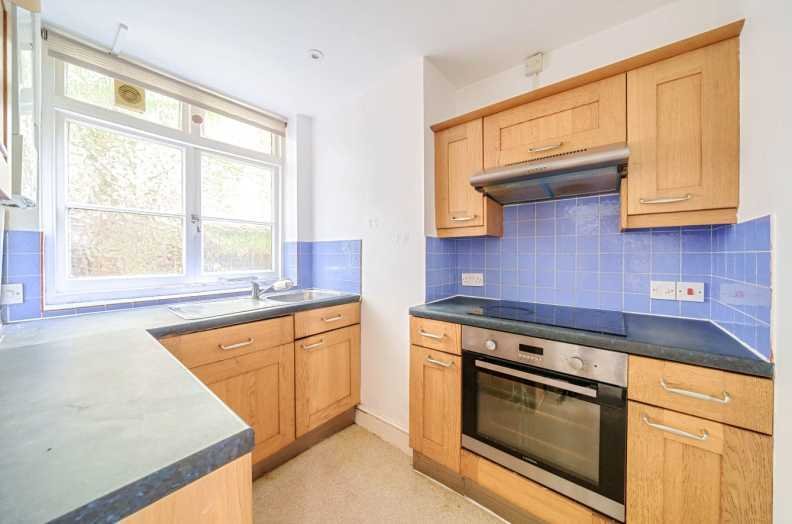 Apartment in Belsize Park, Camden, England 3 - 17055456