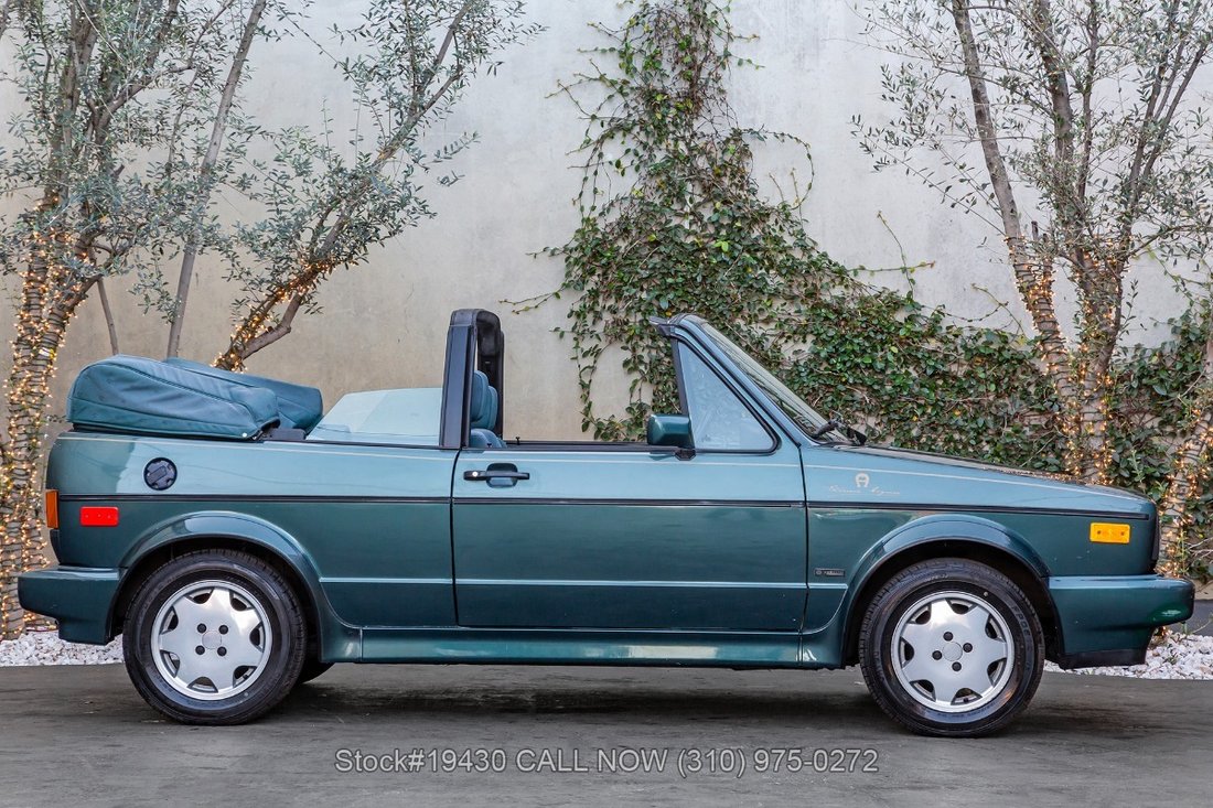 Volkswagen Cabriolet in Los Angeles, CA 4 - 17055636
