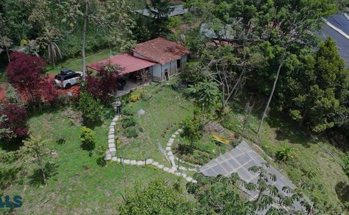 Land in Medellín, Departamento de Antioquia, Kolumbien 1