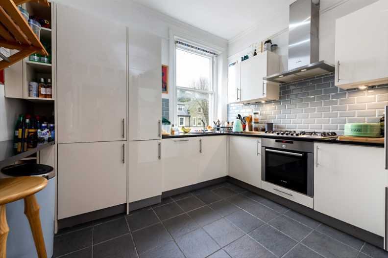 Apartment in Holly Village, Haringey, England 4 - 17055471