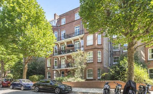 Townhouse in Gospel Oak, Camden, England 1
