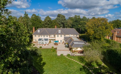 Casa in Virginia Water, Inghilterra 1