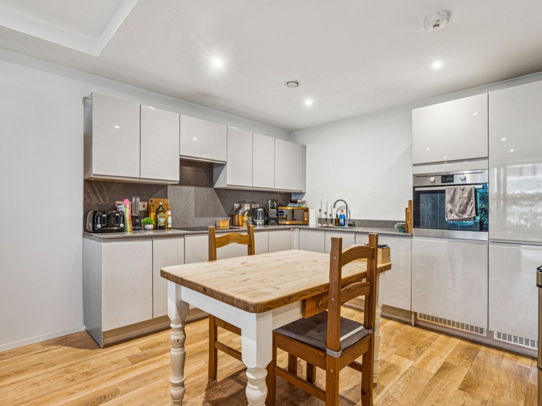 Apartment in Southfields, Wandsworth (Greater London), England 3 - 16463661