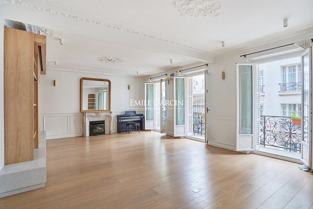 Apartment in Saint Gervais, Paris 4e Arrondissement, Paris 2 - 16926952