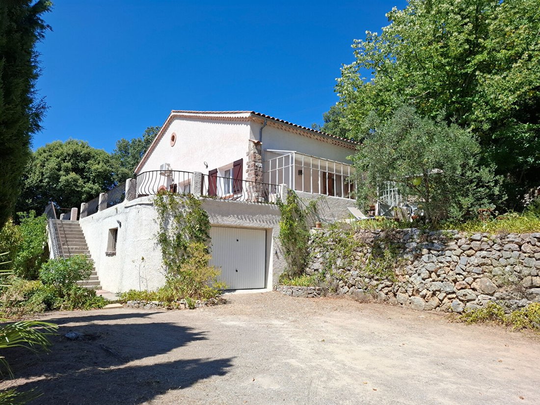 Villa in Trans-en-Provence, Provence-Alpes-Côte d'Azur, France 1 - 17047600