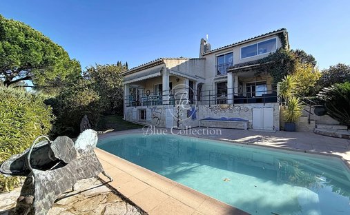 House in Sainte Brigitte, Frejus, France 1