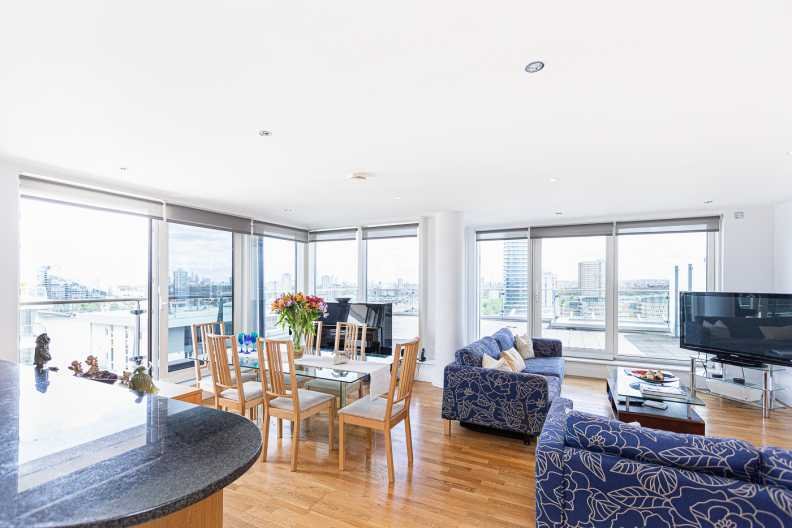 Apartment in Walham Green, Hammersmith and Fulham, England 4 - 17055526
