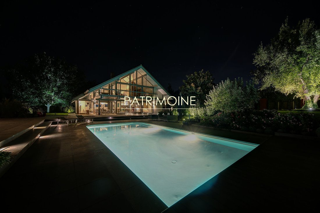 Villa in Davron, Ile-de-France, France 1 - 17048132