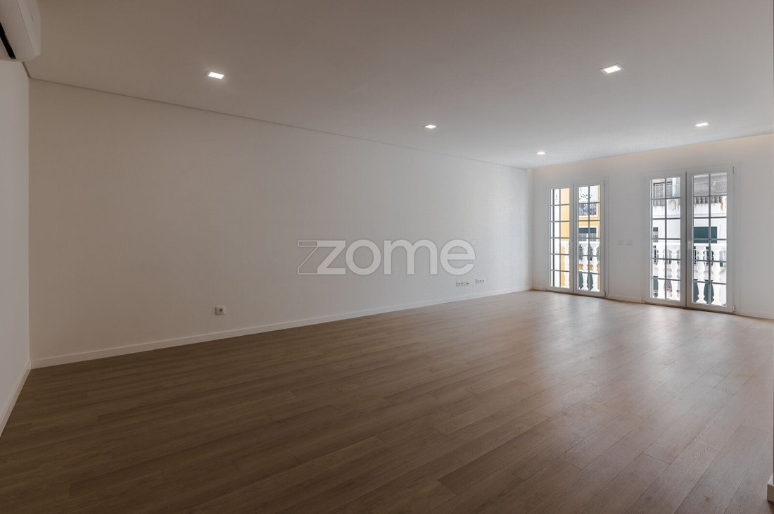 Apartment in Falagueira-Venda Nova, Lisbon, Portugal 2 - 17052213