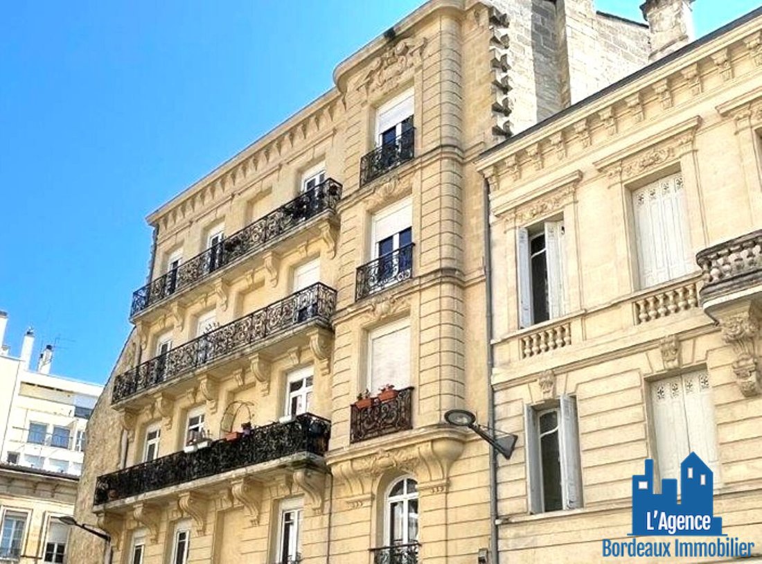 Apartment in Capucins-Saint Michel-Nansouty-Saint Genès, Bordeaux, France 1 - 17047726