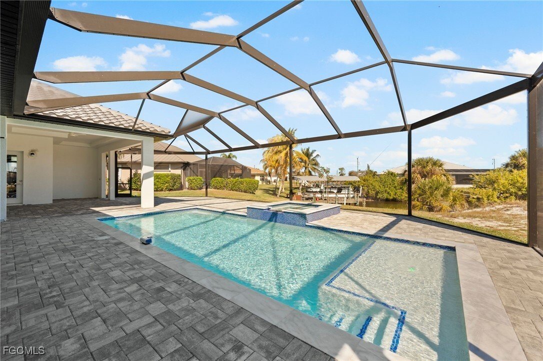 House in Cape Coral, Florida, United States 4 - 17059316