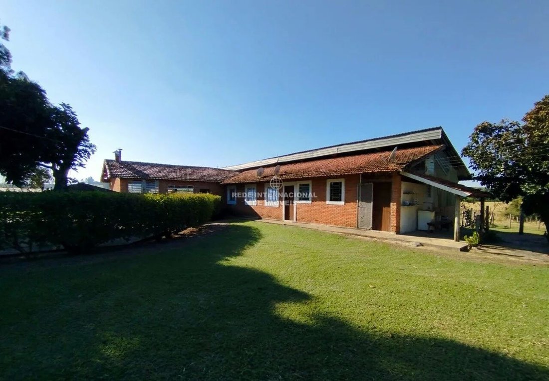 Farm Ranch in Capela do Alto, State of São Paulo, Brazil 1 - 17053899