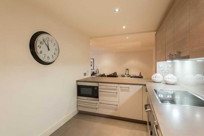 Apartment in Walham Green, Hammersmith and Fulham, England 2 - 17055290