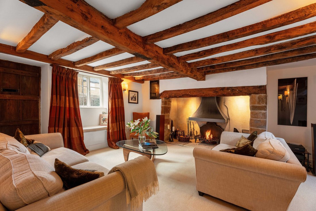 House in Adderbury, England 2 - 17050720