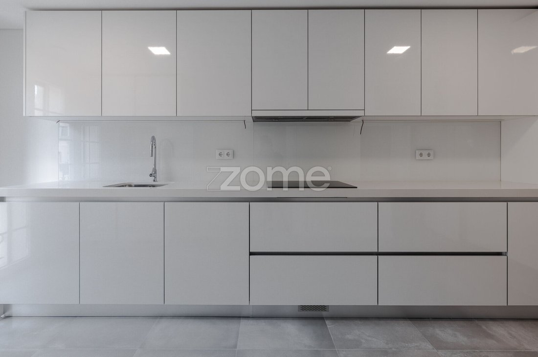 Apartment in Falagueira-Venda Nova, Lisbon, Portugal 1 - 17052213