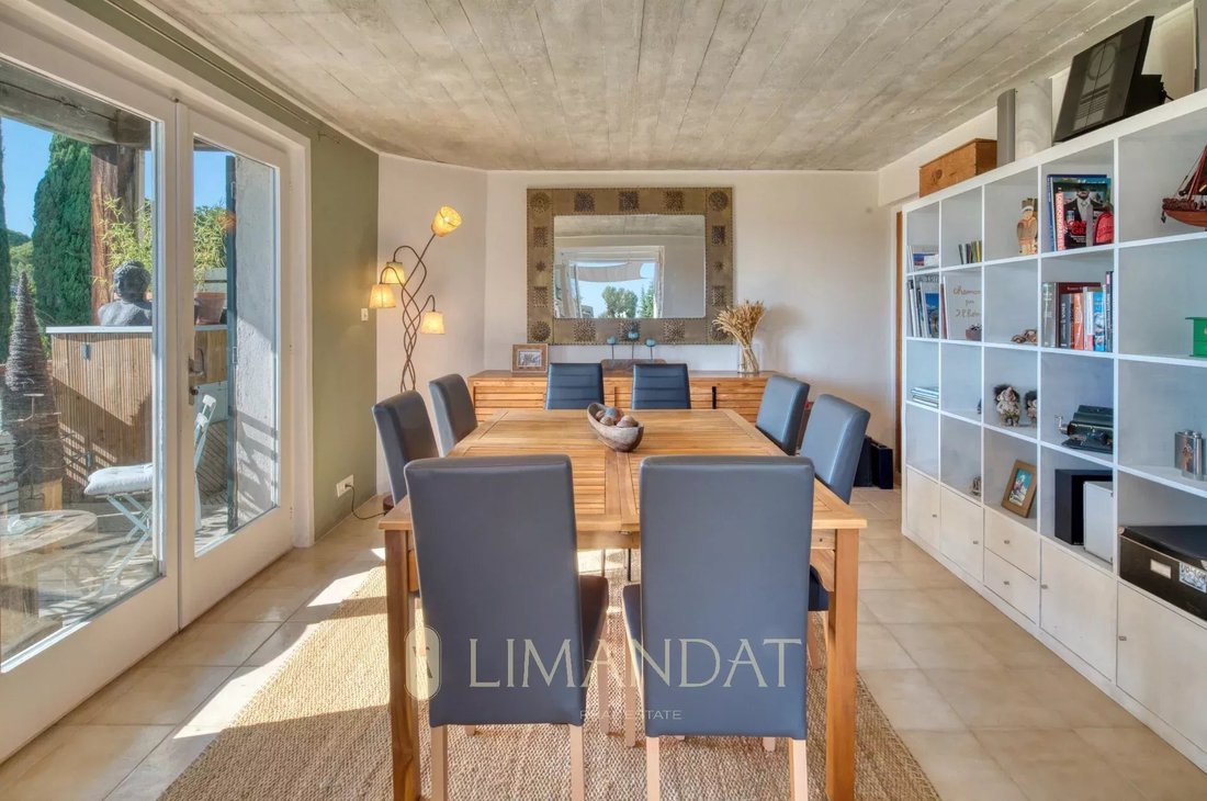 Apartment in Riquebonne-Ferratone-Pizou, Vallauris, France 4 - 14332656