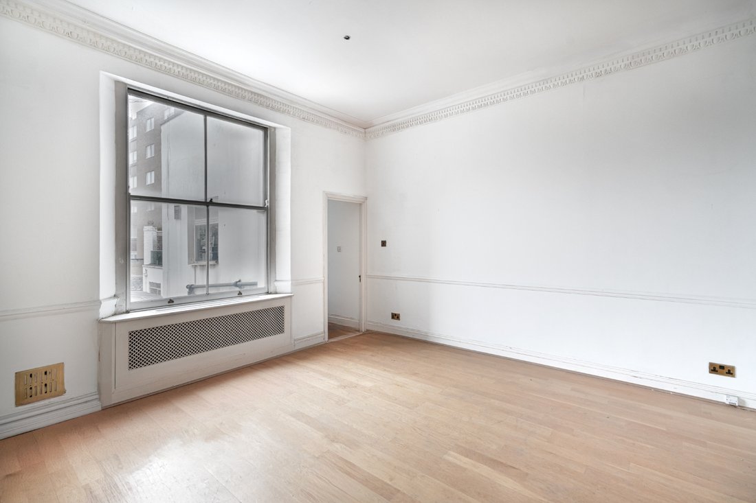 Belgravia, Westminster, England 3 - 17048264