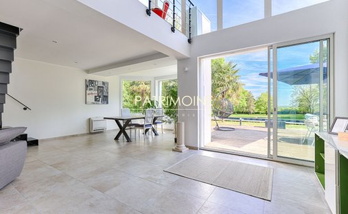 Villa in Montigny-sur-Loing, Ile-de-France, France 1