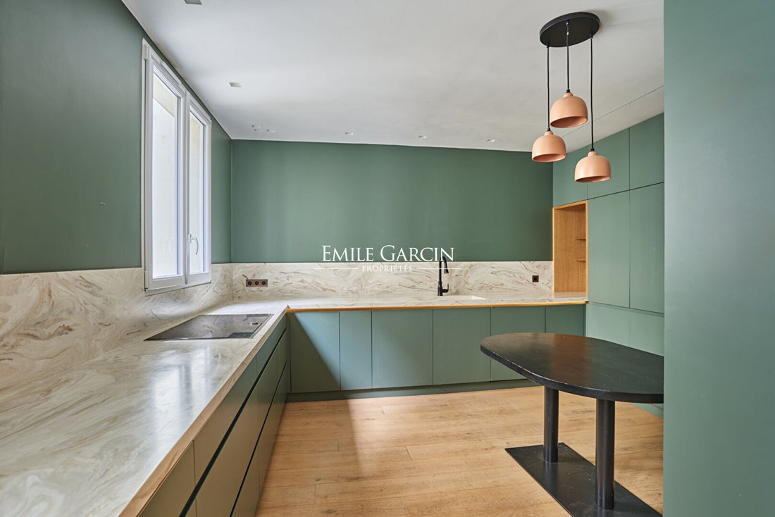Apartment in Saint Gervais, Paris 4e Arrondissement, Paris 4 - 16926952