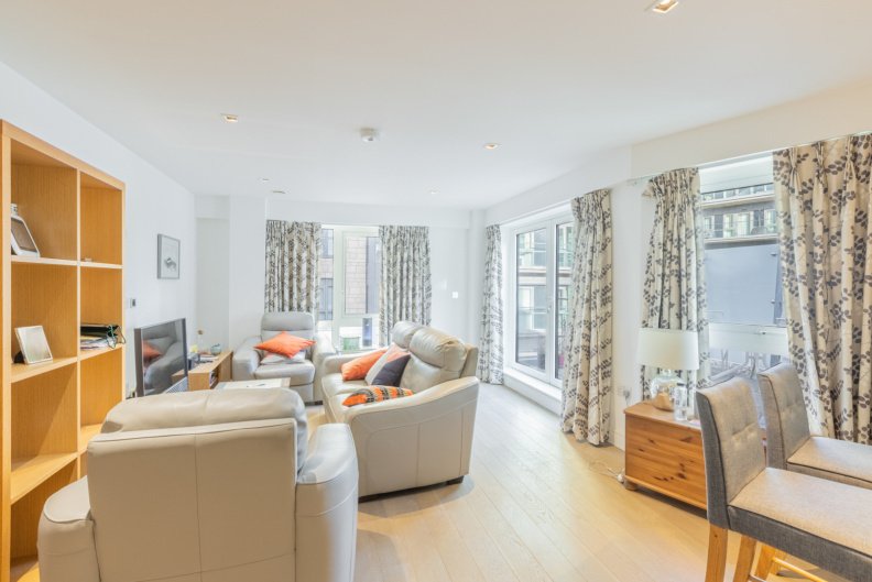 Apartment in Ealing (London Borough of Ealing), Ealing, England 1 - 17055351