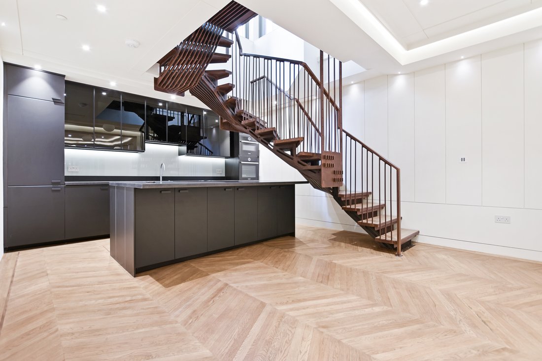 Townhouse in Chalk Farm, Camden, England 2 - 17049504