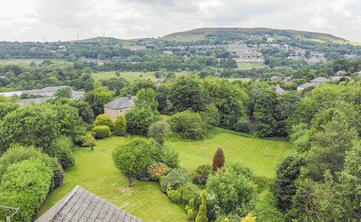 Land in Rawtenstall, England 1