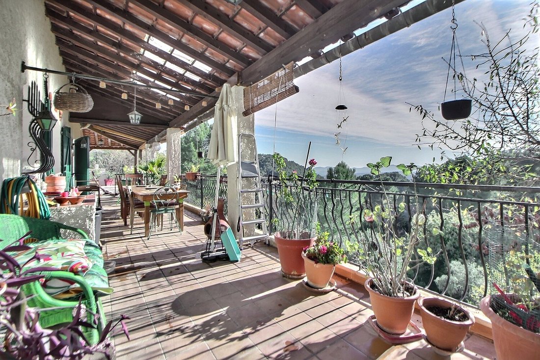 Villa in Vaugines-Les Faisses-Peyrard, Draguignan, France 4 - 17047888