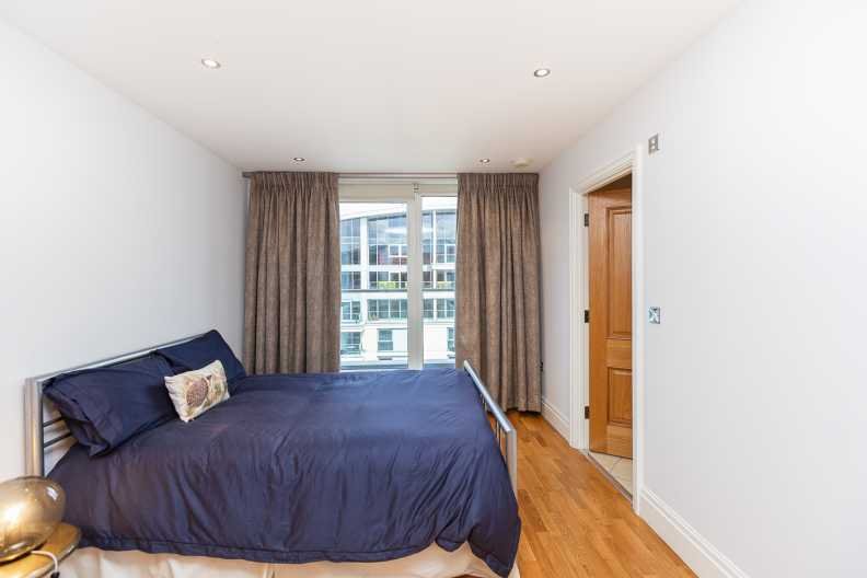 Apartment in Walham Green, Hammersmith and Fulham, England 1 - 17055526