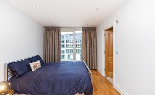 Apartment in Walham Green, Hammersmith and Fulham, England 1