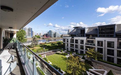 Apartment in Walham Green, Hammersmith and Fulham, England 1