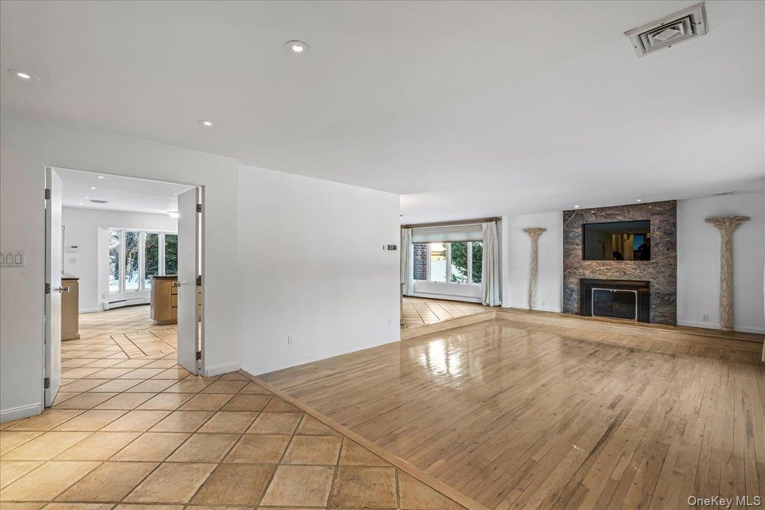 House in New York, New York, United States 3 - 17046642