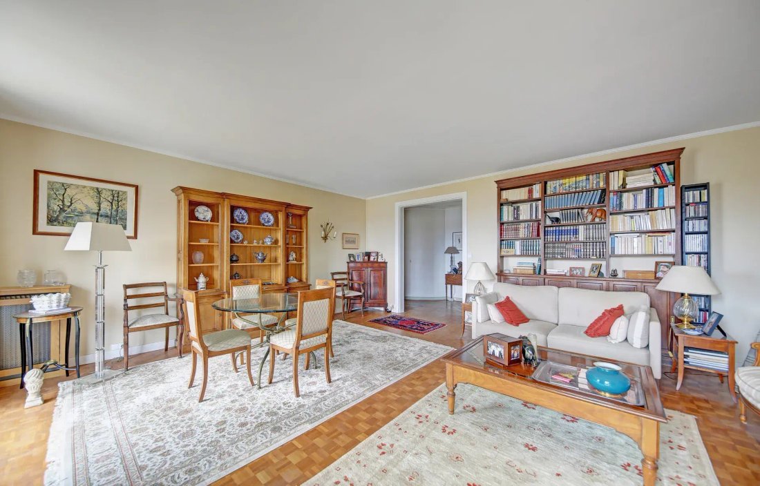 Apartment in Forêt, Saint-Germain-en-Laye, France 3 - 17051260