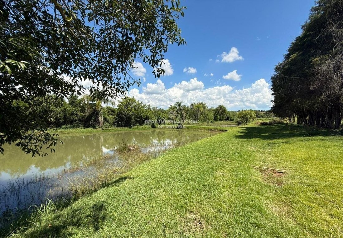 Farm Ranch in Salto de Pirapora, State of São Paulo, Brazil 2 - 17053963