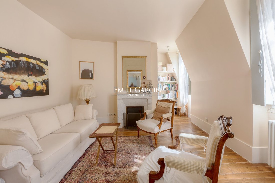 Apartment in Enfants Rouges, Paris 3e Arrondissement, Paris 3 - 14210468