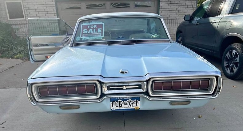 Coupe in Glendale, United States 4 - 17053429